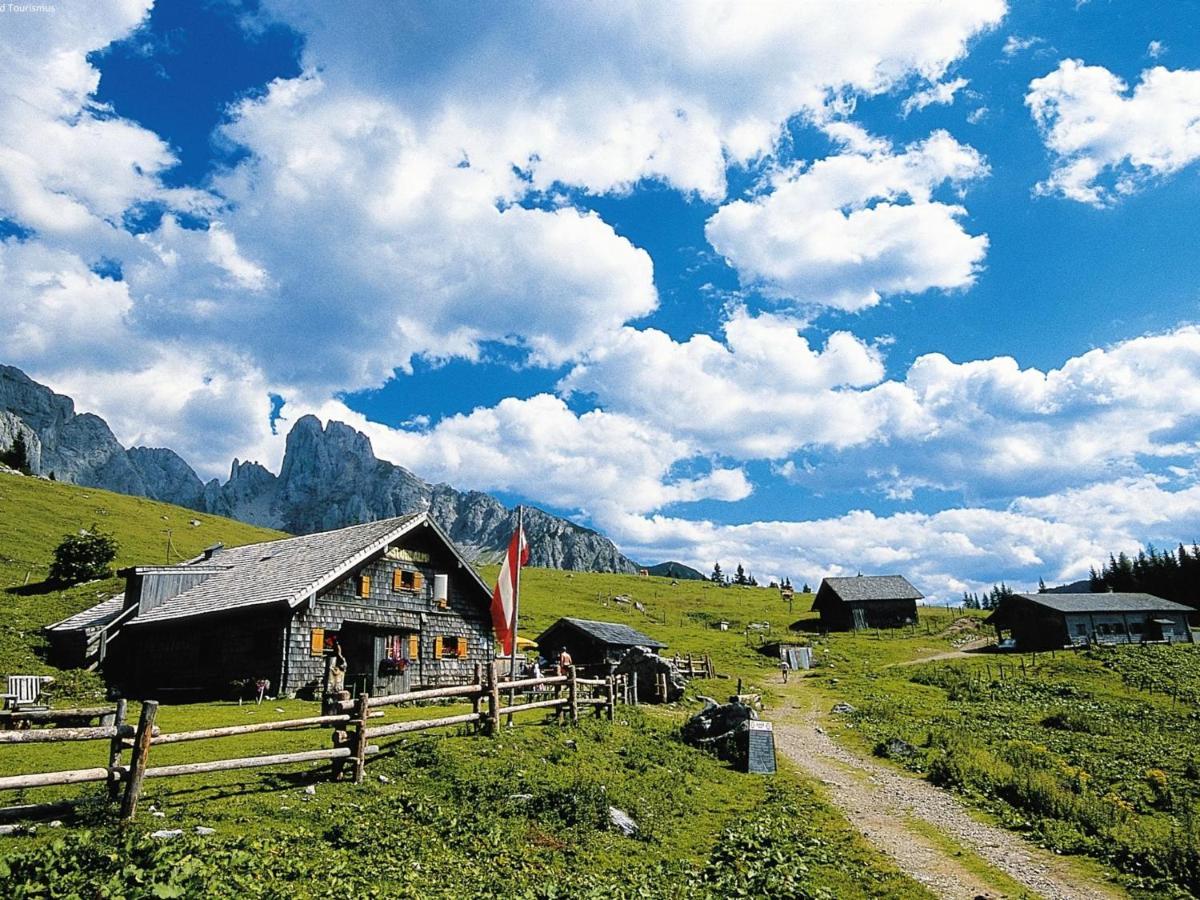 Chalet In Ski Area In Leogang Villa Esterno foto